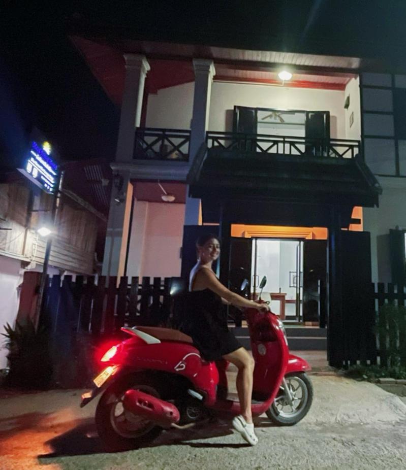 Meet Sunset Hostel Luangprabang Экстерьер фото
